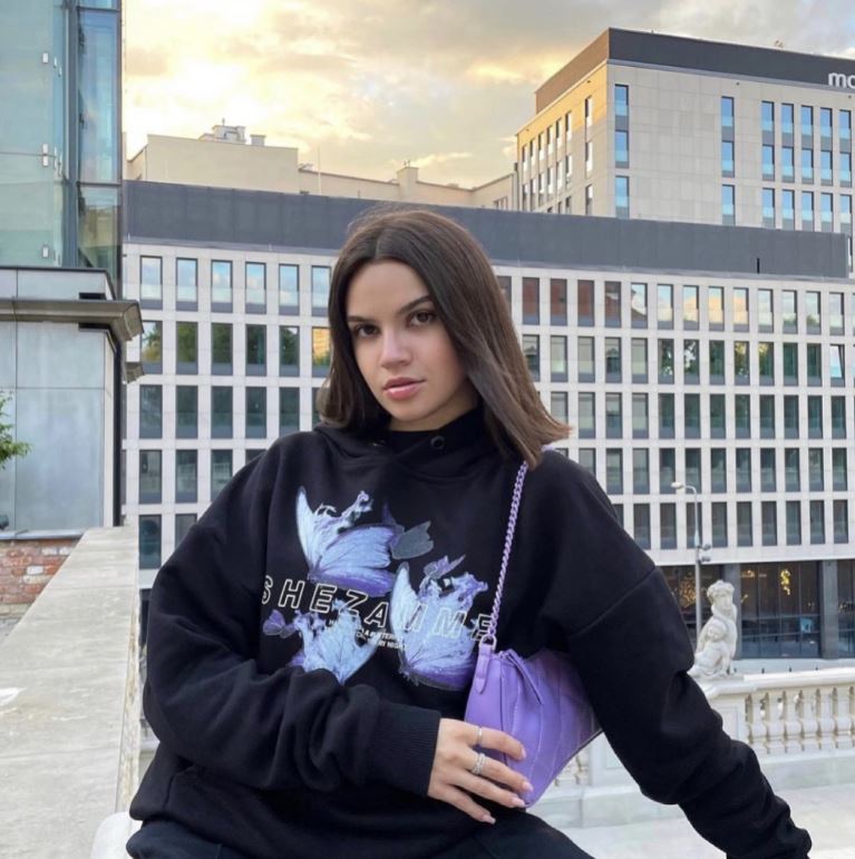 @toniawonia toniawonia