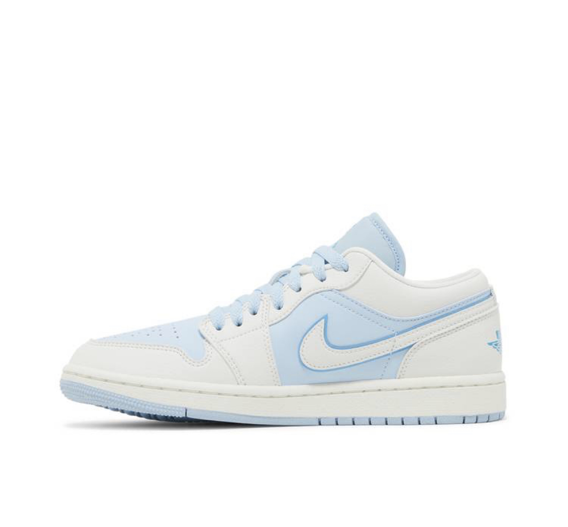 Air Jordan 1 Low SE Reverse Ice Blue