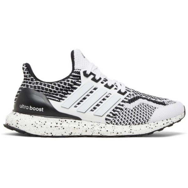 Adidas Ultra Boost 5.0 DNA Cloud White Black