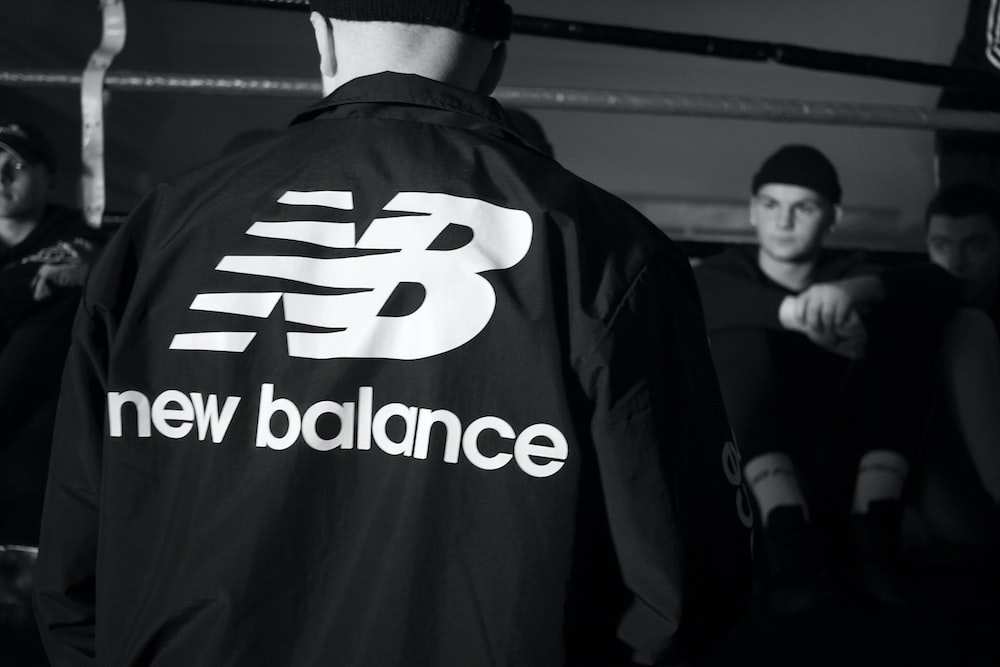 New Balance Grey Day: Czas na Wielki Styl