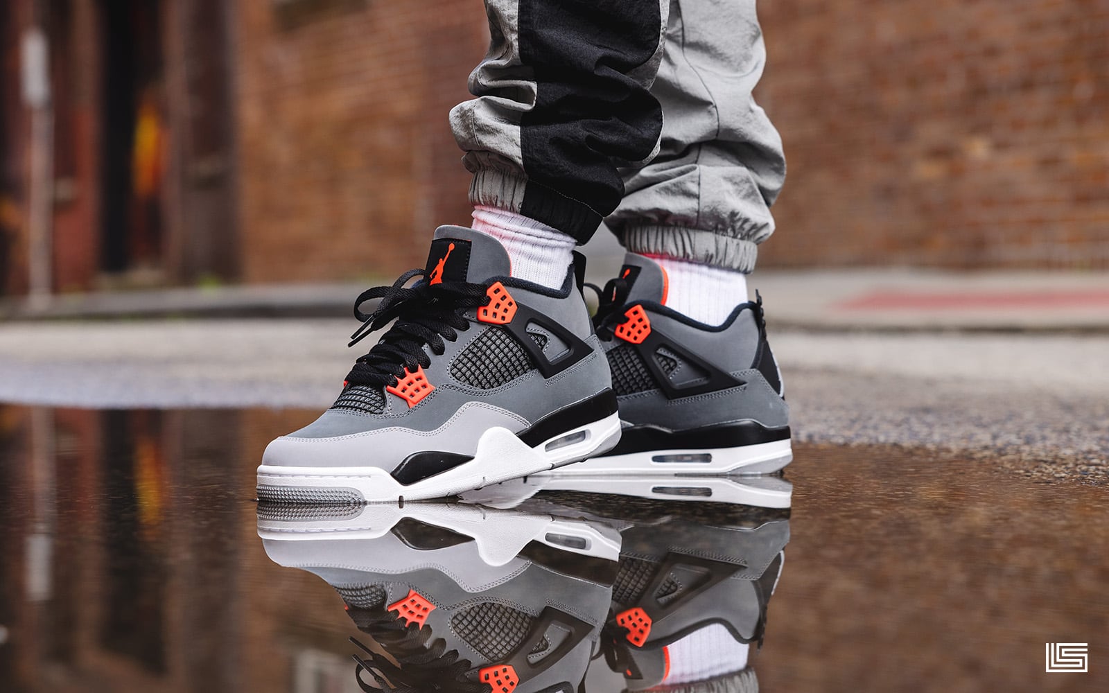 Buty Air Jordan 4 Retro Infrared: Klasyka, Styl i Komfort