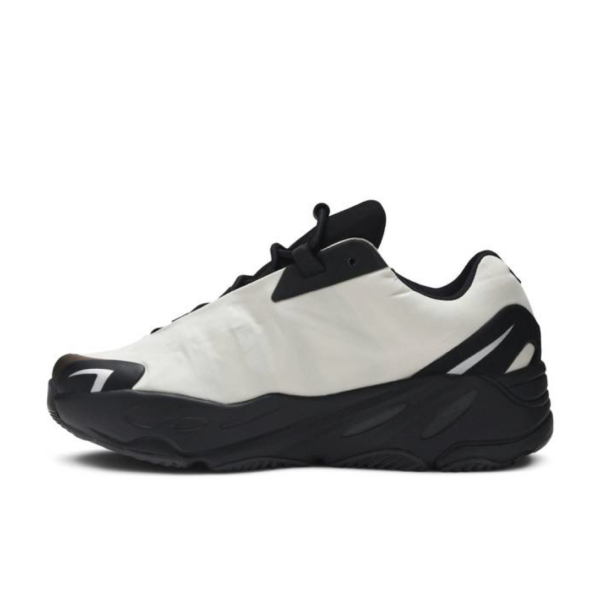 Dziecięce Adidas Yeezy 700 MNVN Bone