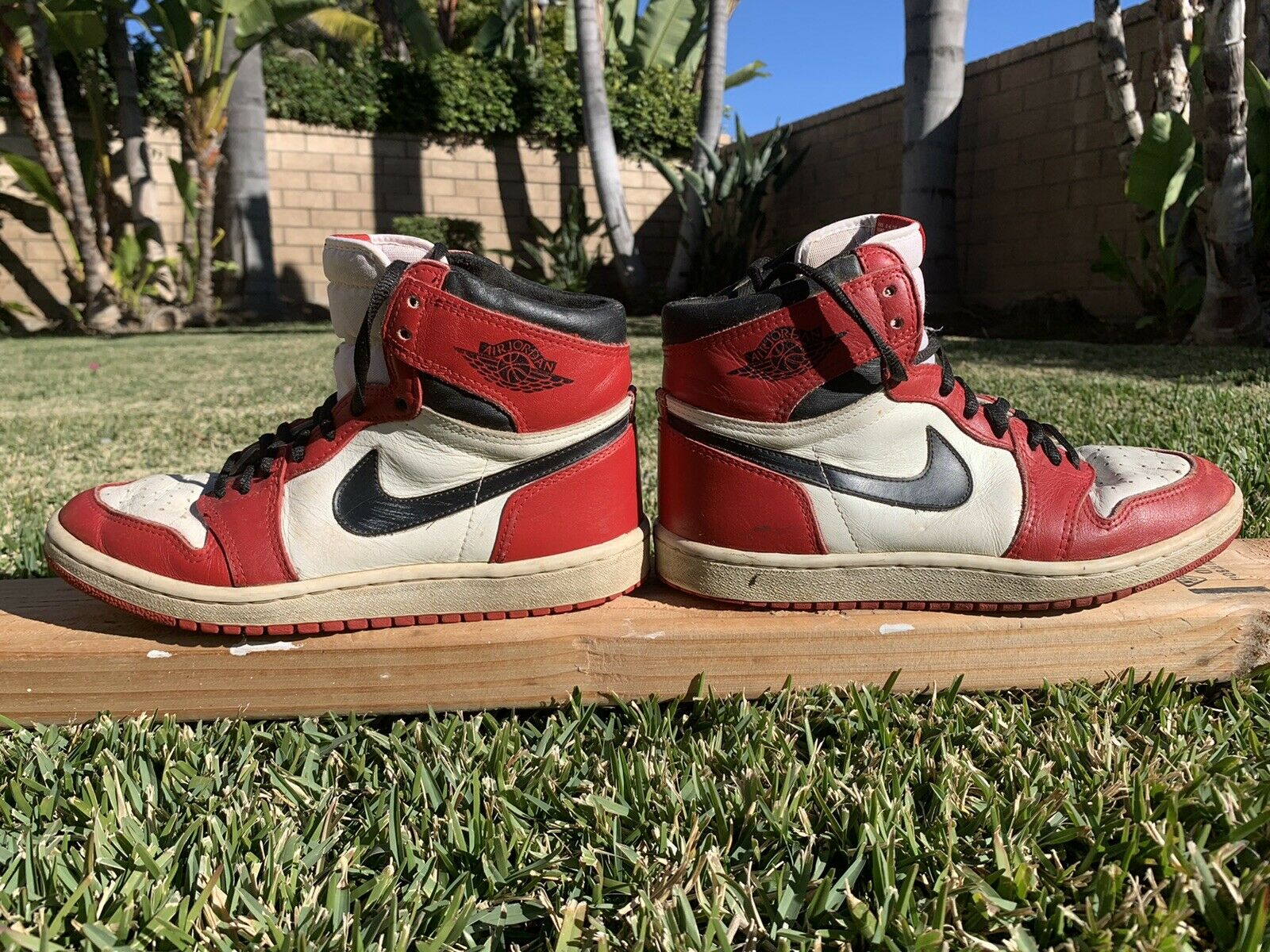 Air Jordan 1 – Jak ten model zmienił świat sneakerów: Pełna Analiza
