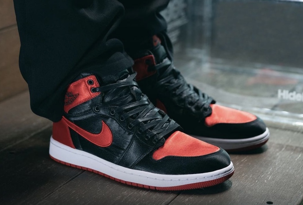 Air Jordan 1 Retro High Og Satin Bred: Odkrywając Ikoniczne Buty