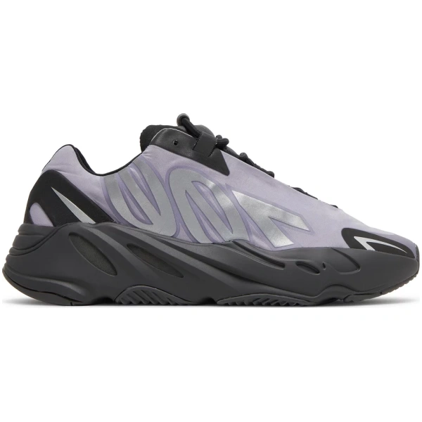 Yeezy Boost 700 MNVN Geode